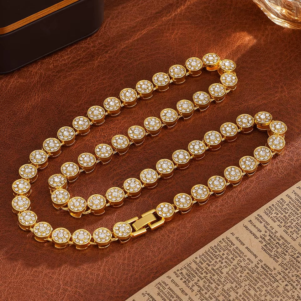 Luxurious and Exquisite Heart-Shaped Diamond-Set Stainless Steel Necklace for Everyday Matching Fashionable Jewelry