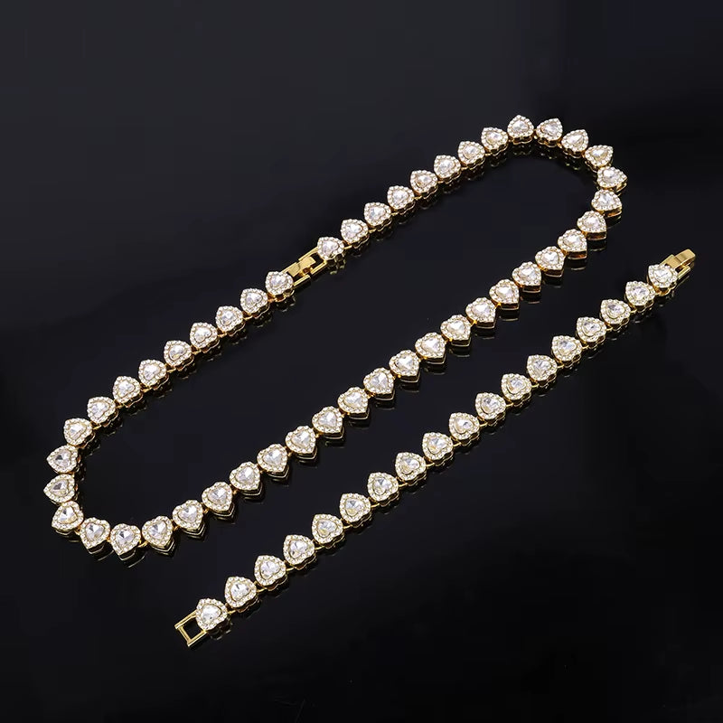Luxurious and Exquisite Heart-Shaped Diamond-Set Stainless Steel Necklace for Everyday Matching Fashionable Jewelry